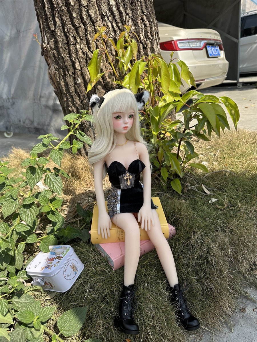 50cm/19.6in Small Breast Anime ACG Sex Doll - Green Eyes - SuperLoveDoll